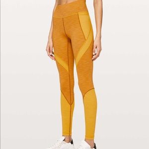 Lululemon- Early Extension HR Tight 28”